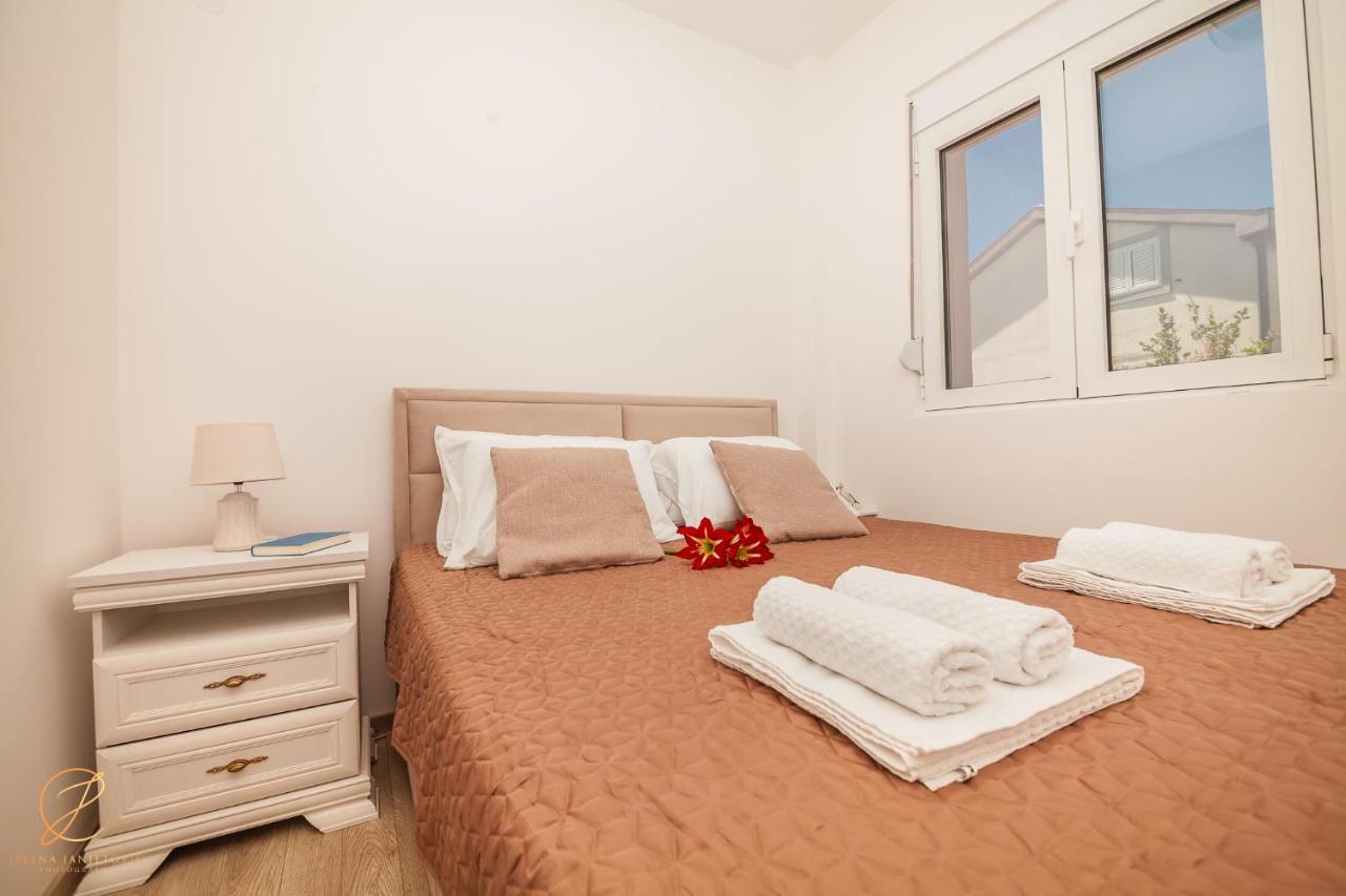 Apartments Ruzmarin تْشيرسيك نوفي المظهر الخارجي الصورة